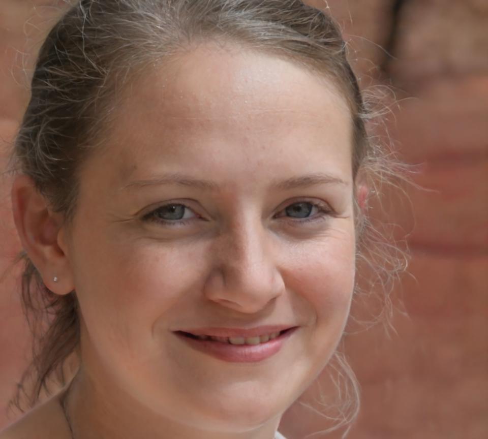 Seraphina Delvaux, Projektleiterin